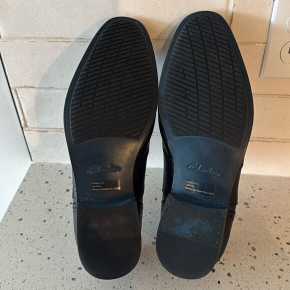 Clarks C & J Clark TOR England Men’s US 10.5 Black Leather Dresss Oxfords Shoes - Picture 8 of 12